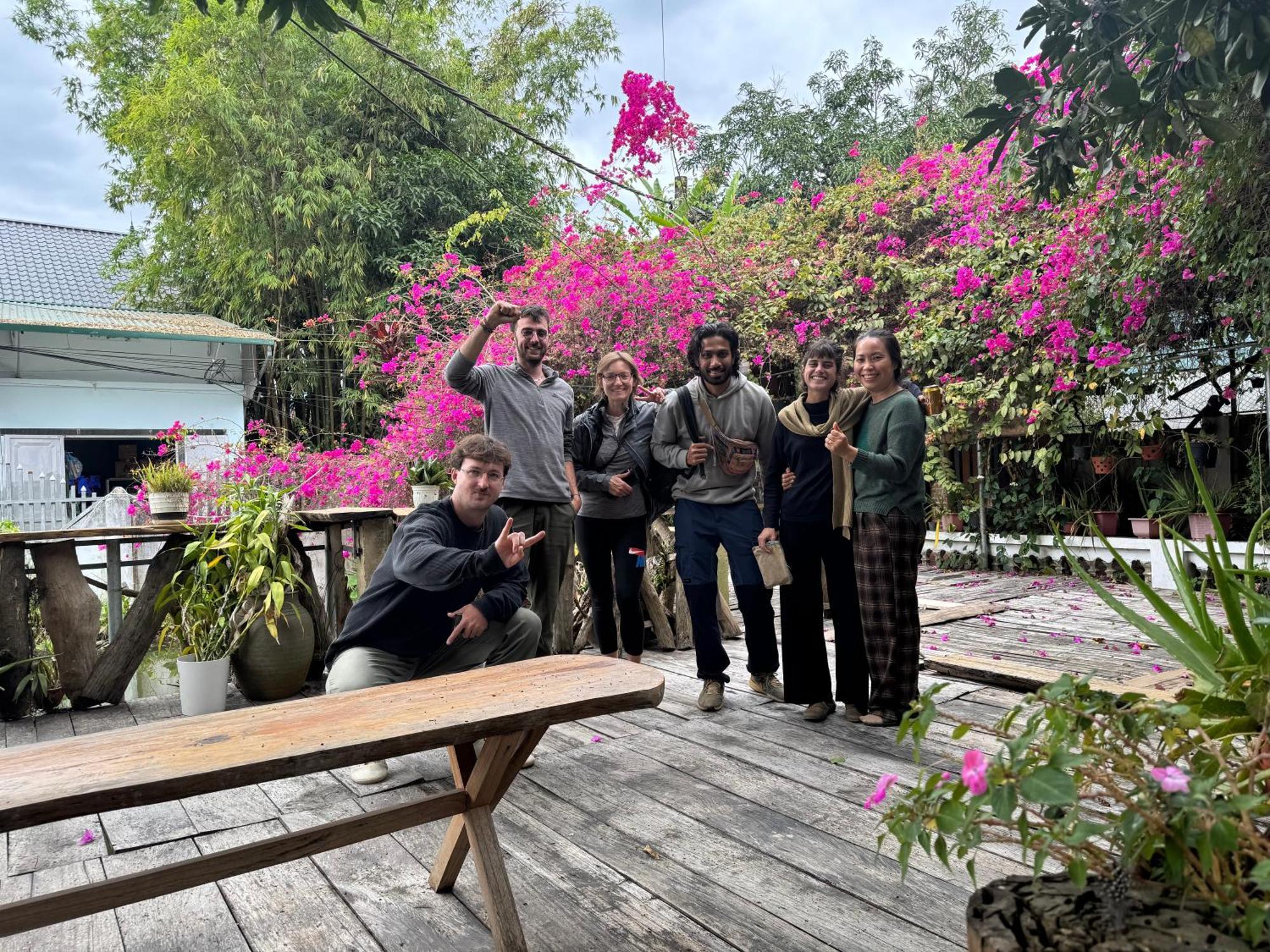 Minh Ngoc Homestay Dien Bien Phu Ban Him Lom Exterior foto
